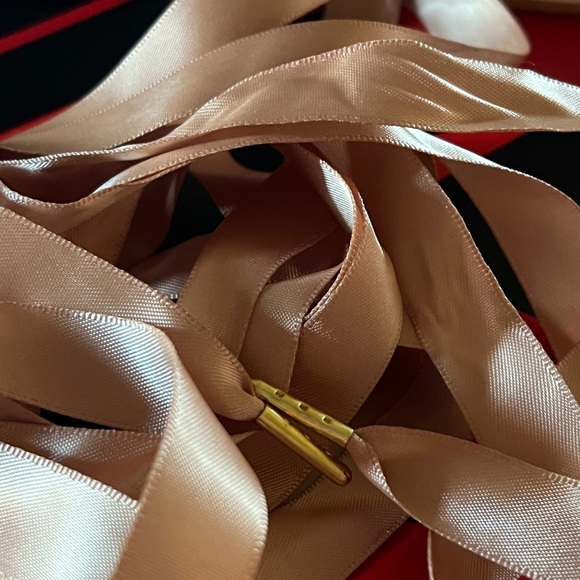 Air Jordan 1 retro high women’s size 7 Praline - Picture 5 of 6